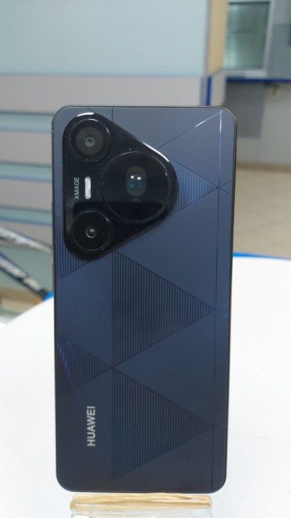 Дешиво Huawei (Копія) pura 70 pro+ 16/1tb с ломбарда