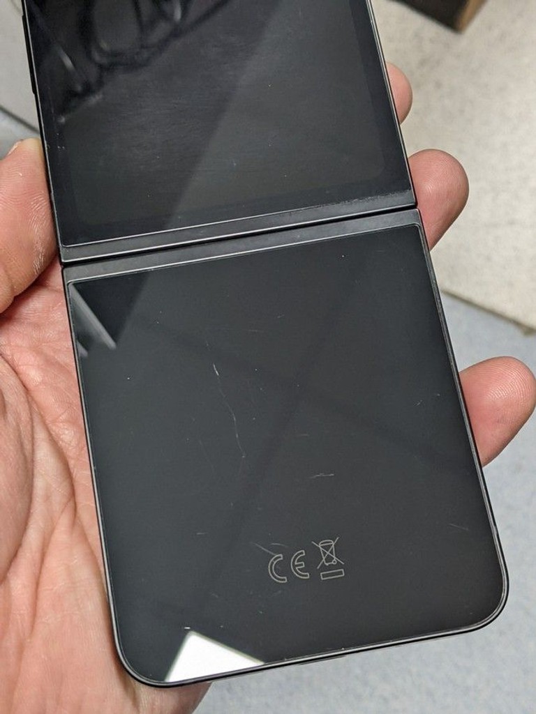 Samsung galaxy flip7 fe 8/128gb Код:01-200928499. Зображення 5