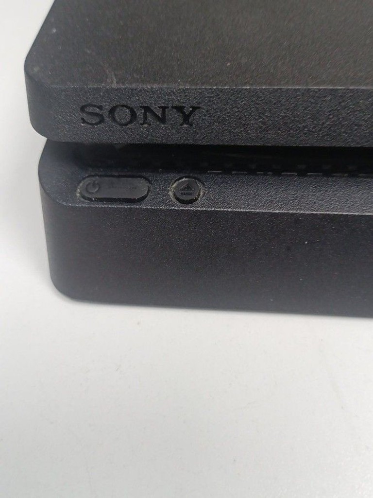 Объявление Sony PlayStation 4 Slim 1TB Black Б/У