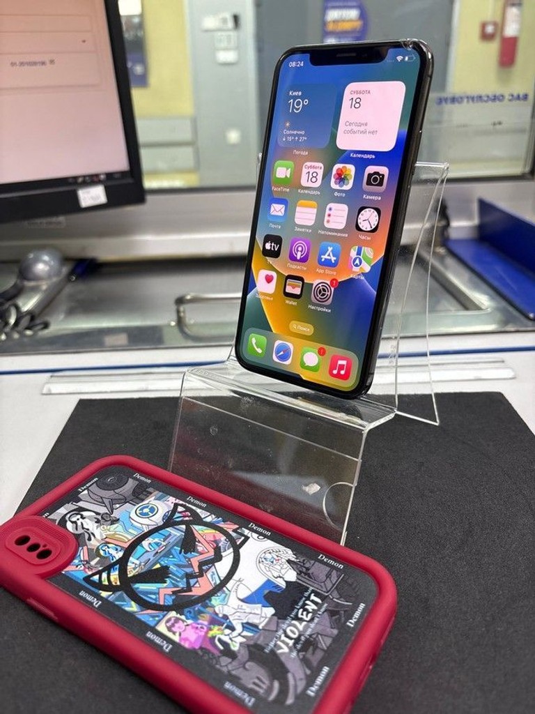 Купити Apple iphone x 64gb Б/У