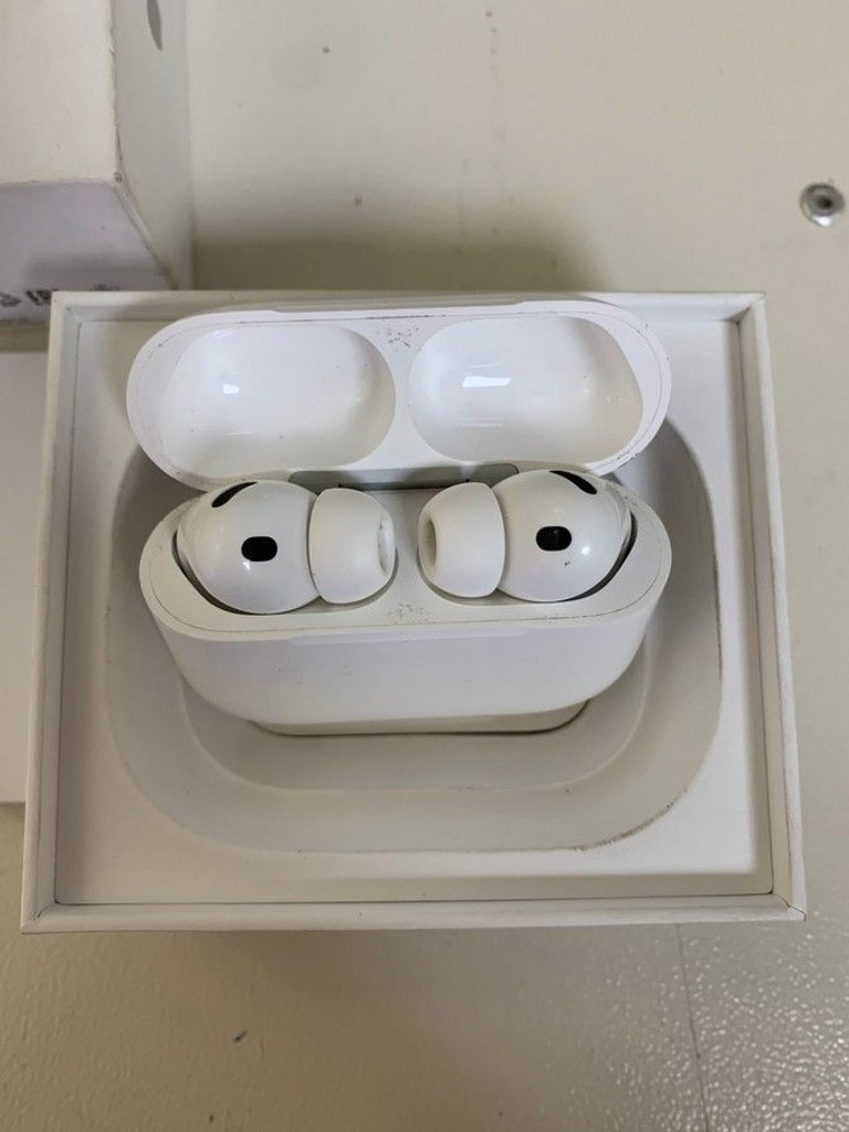 Распродажа AirPods Pro 3, продавец Техноскарб