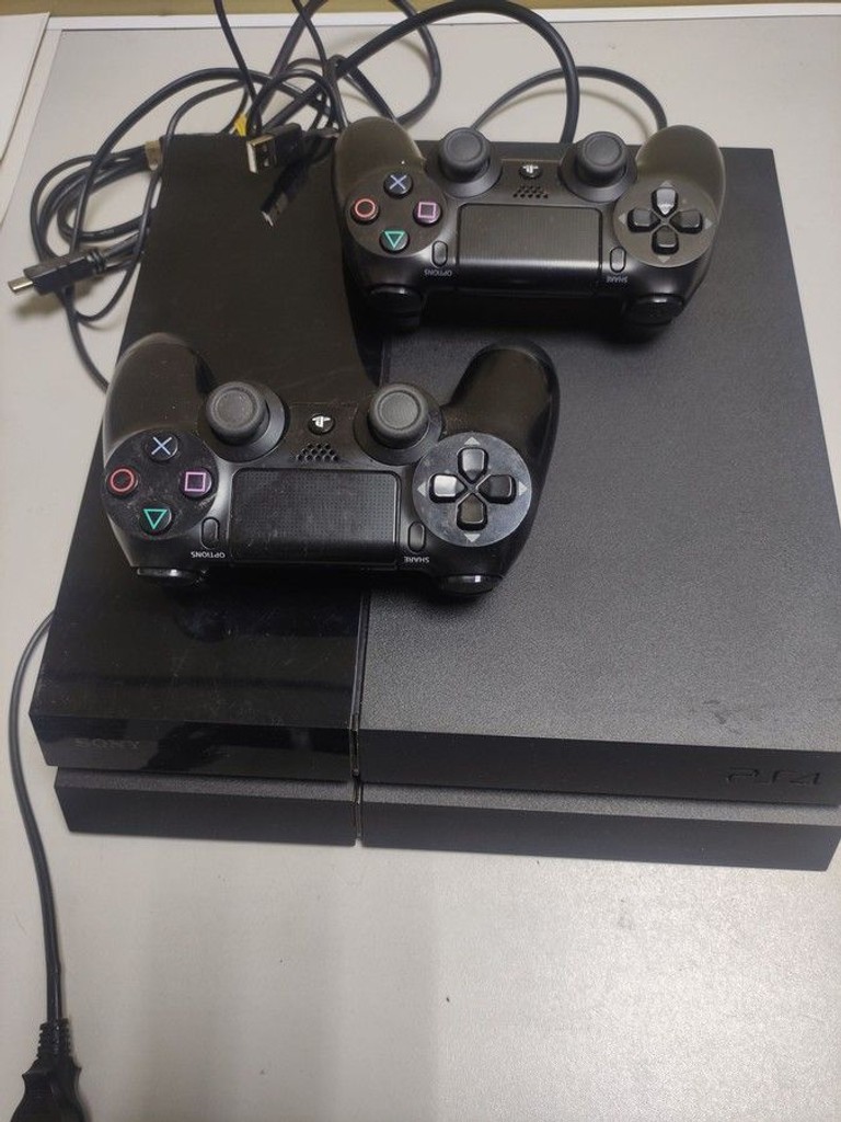 Купити  Sony PlayStation 4 Slim 1TB Black Б/У