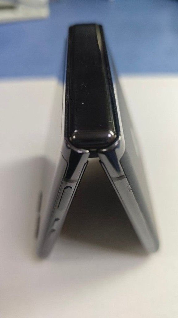 Motorola razr plus 2023 8/256gb Код:01-201072273. Зображення 12