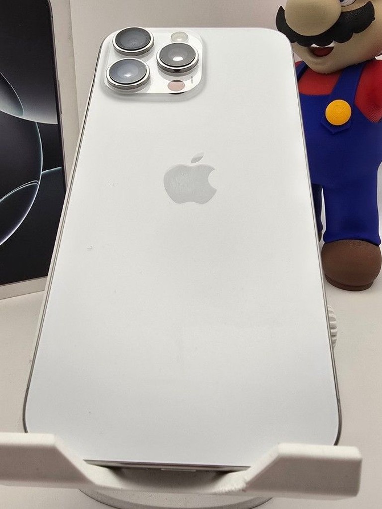 Дешево Apple iphone 16 pro max 256gb з ломбарду