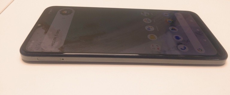 Nokia C32 4/64GB Green Код:01-201106790. Изображение 6