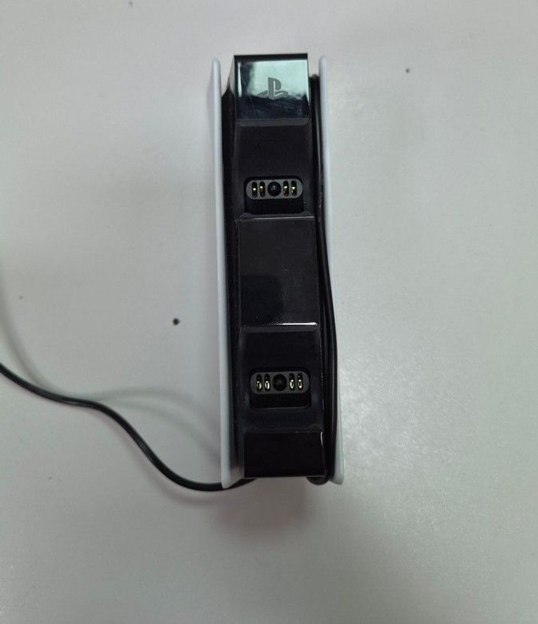 Sony dualsense charging station cfi-zds1 Код:01-201106552. Зображення 7