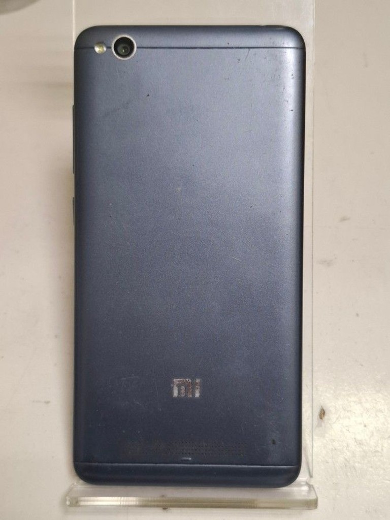 Дешево Xiaomi redmi 4a 2/16gb з ломбарду