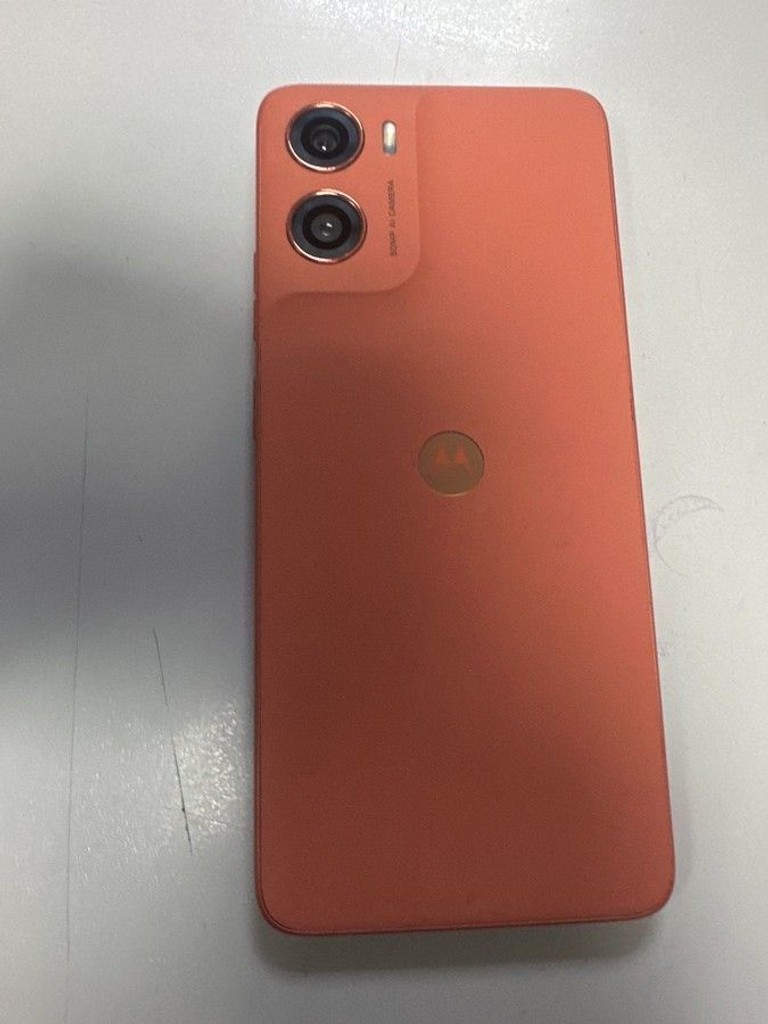 Дешиво Motorola moto g06 4g 4/256gb с ломбарда
