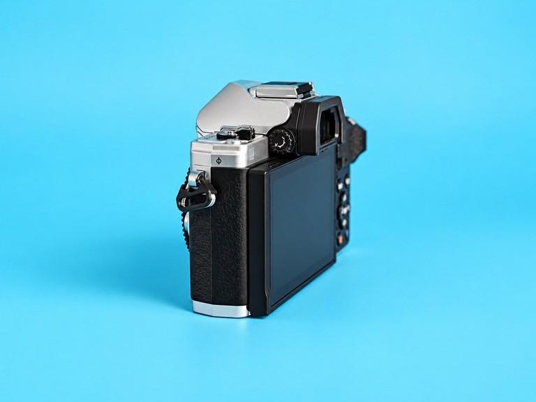 Olympus OM-D E-M10 Mark IV kit Silver. Новий. Код:null. Зображення 8