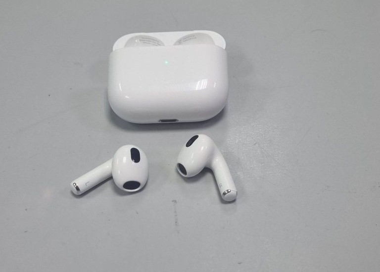 Дешиво Apple airpods 3rd generation с ломбарда
