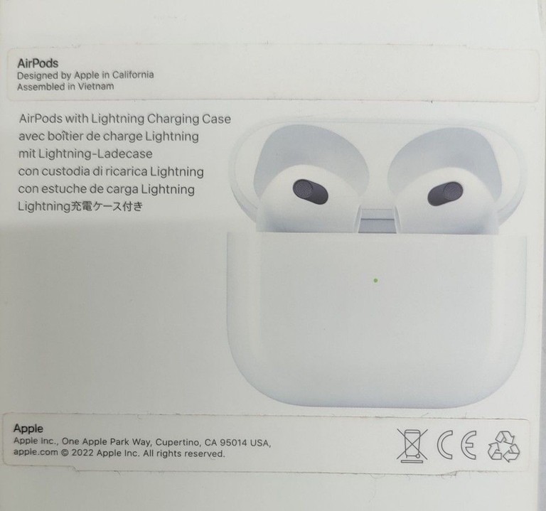 Apple airpods 3rd generation Код:01-201167479. Изображение 9