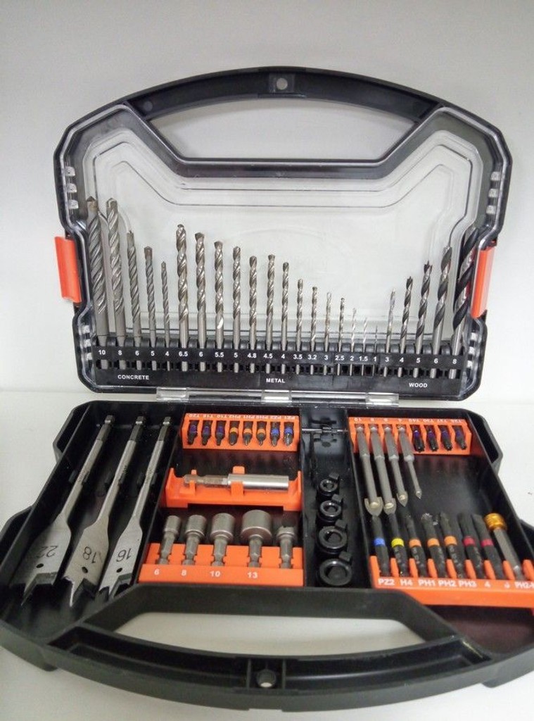 Оголошення Dnipro-M impact drills and bits 62 pcs set Б/У