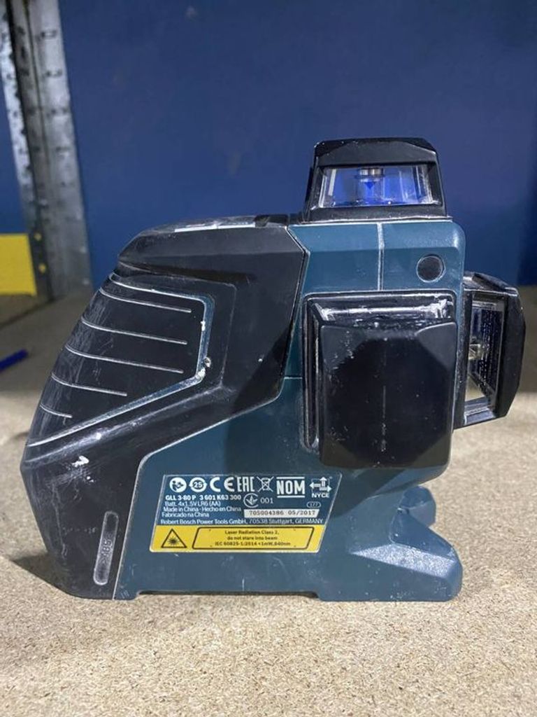 Оголошення Bosch gll 3-80 c Б/У