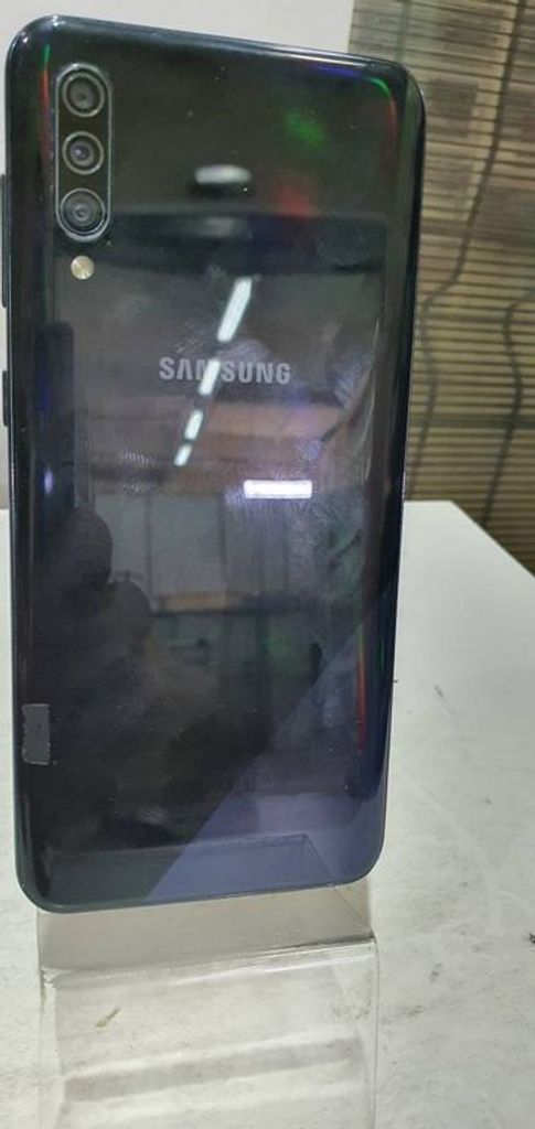 Дешево Samsung a307fn galaxy a30s 3/32gb з ломбарду
