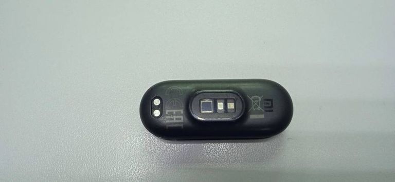 Оголошення Xiaomi mi band 6 Б/У
