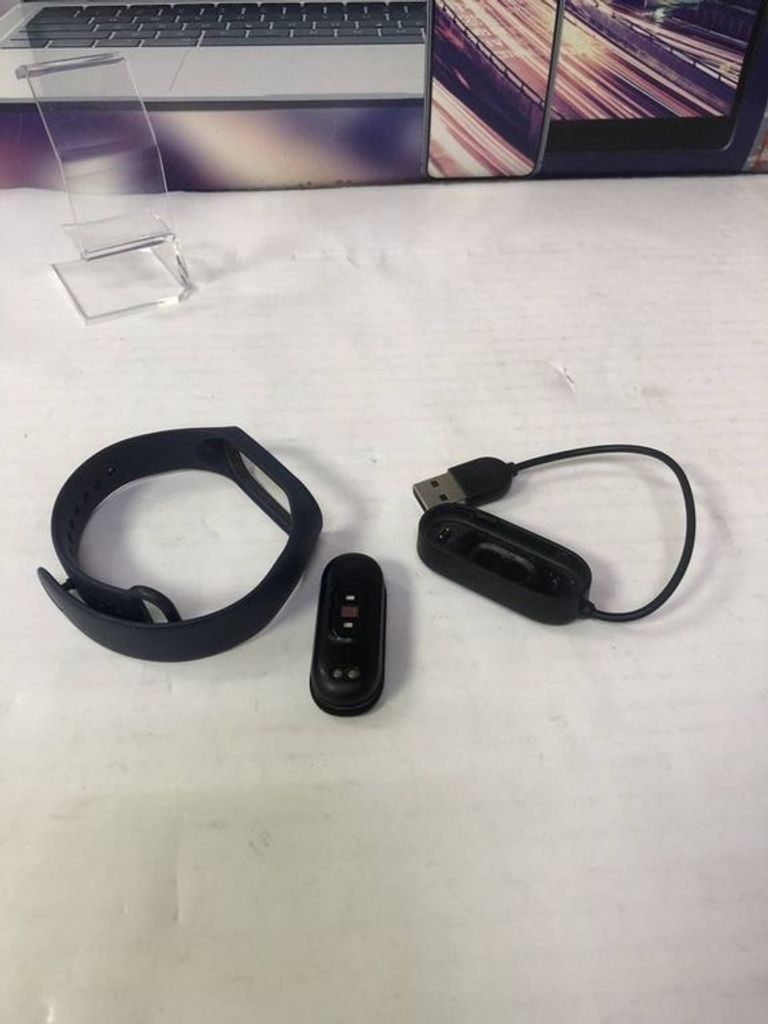 Распродажа Xiaomi Mi Smart Band 4 Black, продавец Техноскарб