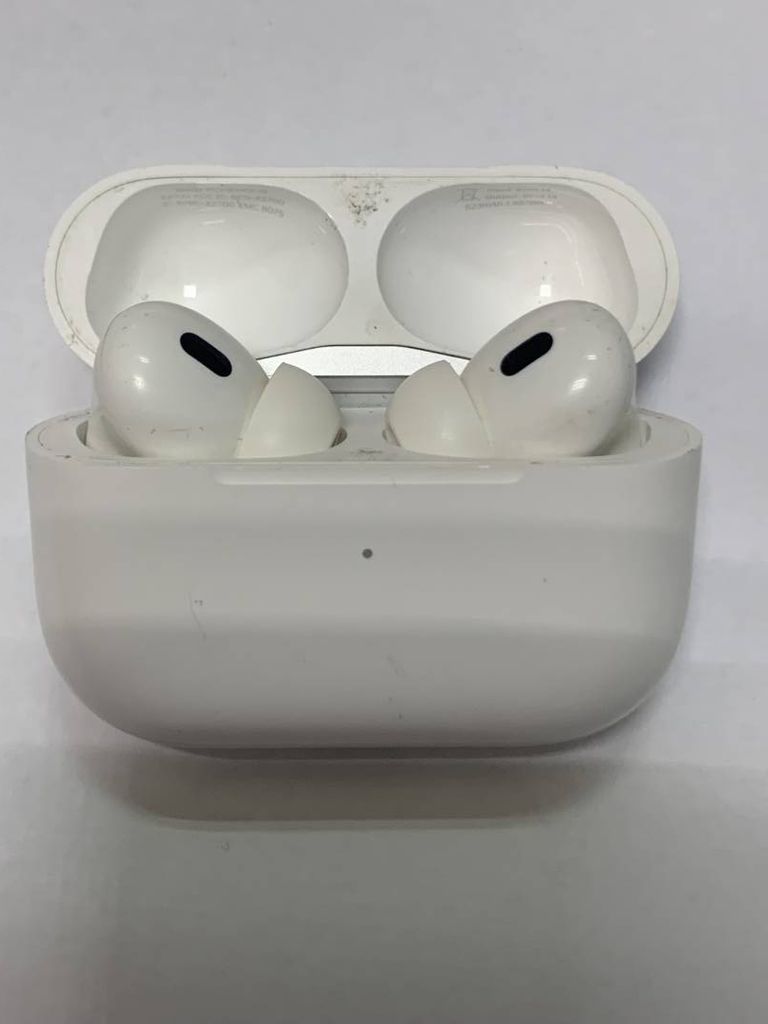 Apple AirPods Pro 2nd generation (MQD83)