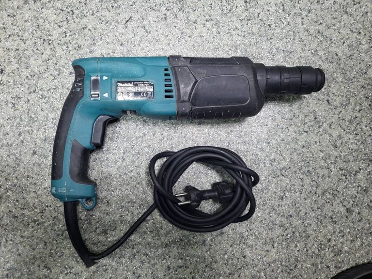 Makita hr 2470t