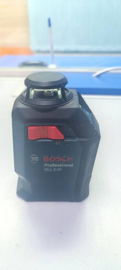 Bosch gll 2-20