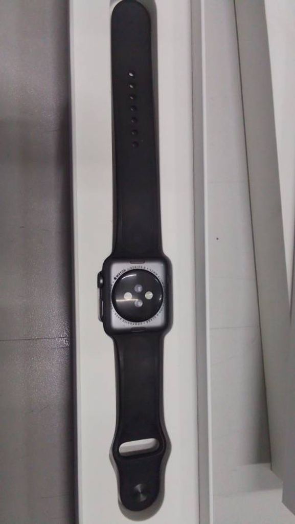 Apple watch series 3 42mm aluminum case