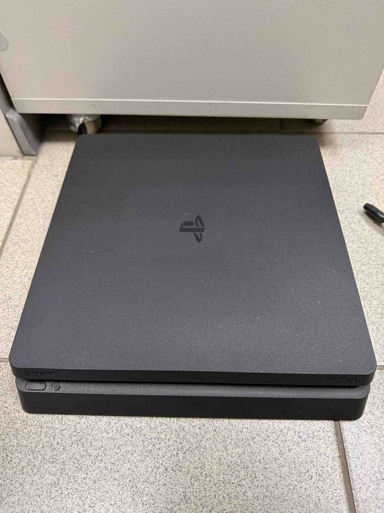 Sony playstation 4 slim 1tb