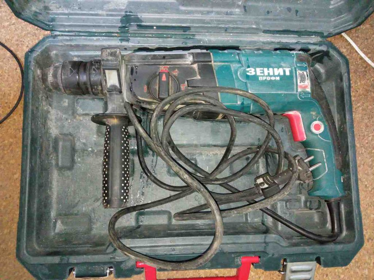 Купить Зенит ЗПП-1250 DFR Профи (842411) Б/У