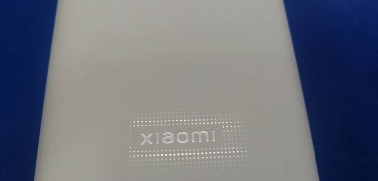 Дешево Xiaomi mi 20000 mah 22.5w з ломбарду