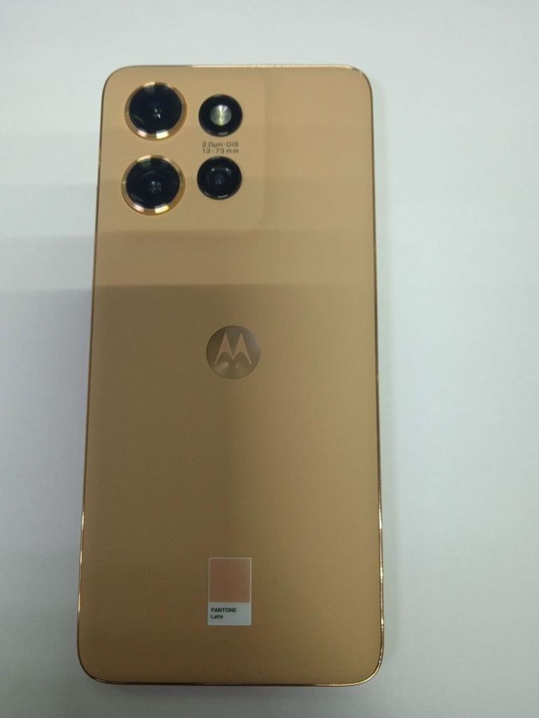 Дешево Motorola edge 50 neo 12/512gb з ломбарду