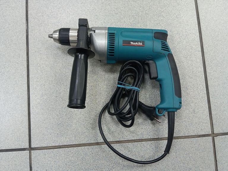 Купити Makita DP4003 Б/У