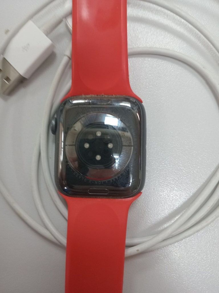 Оголошення Apple watch series 6 44mm a2292 Б/У