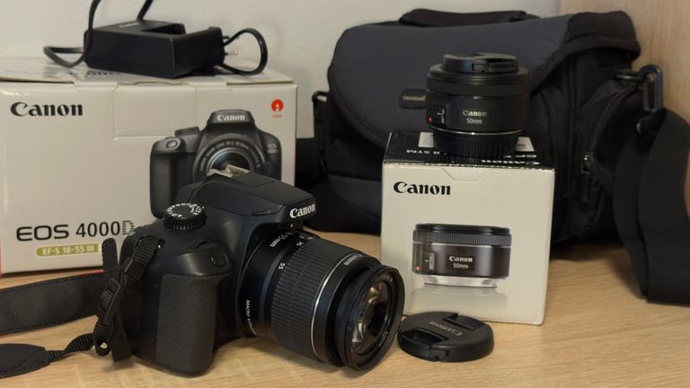 Купити Canon eos 4000d ef-s 18-55 1:3.5-5.6 iii Б/У