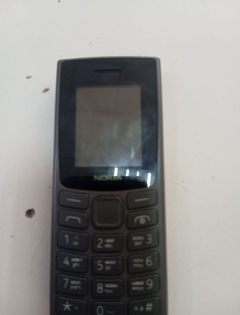 Дешево Nokia 106 з ломбарду