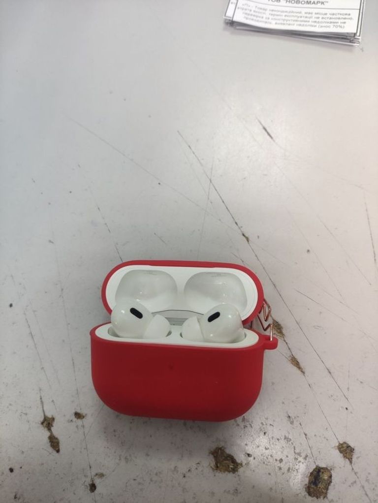 Купить Apple airpods pro 2nd generation with magsafe charging case usb-c Б/У