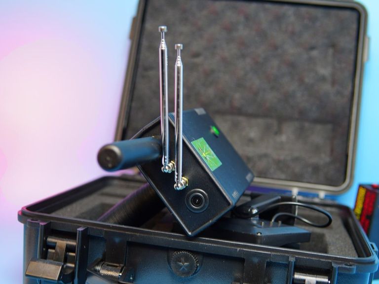 Дешево AC100-240V з ломбарду