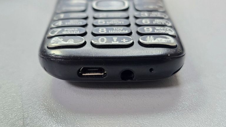 Дешиво Nomi i189s Black с ломбарда