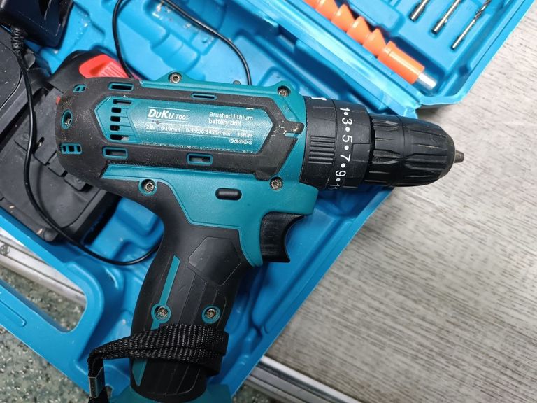 Распродажа Duku без моделі, продавец Техноскарб