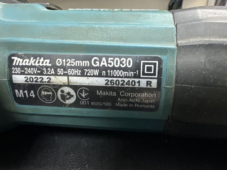 Купити Makita ga5030 romania Б/У