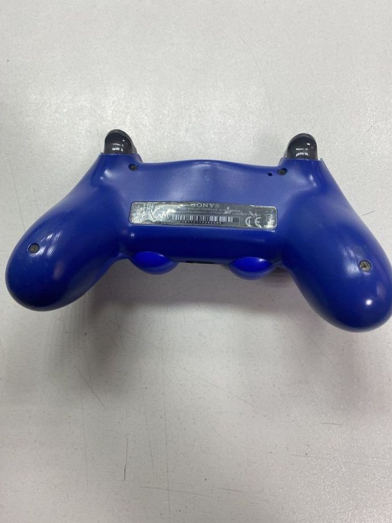 Оголошення Sony DualShock 4 V2 Black (9870357) Б/У