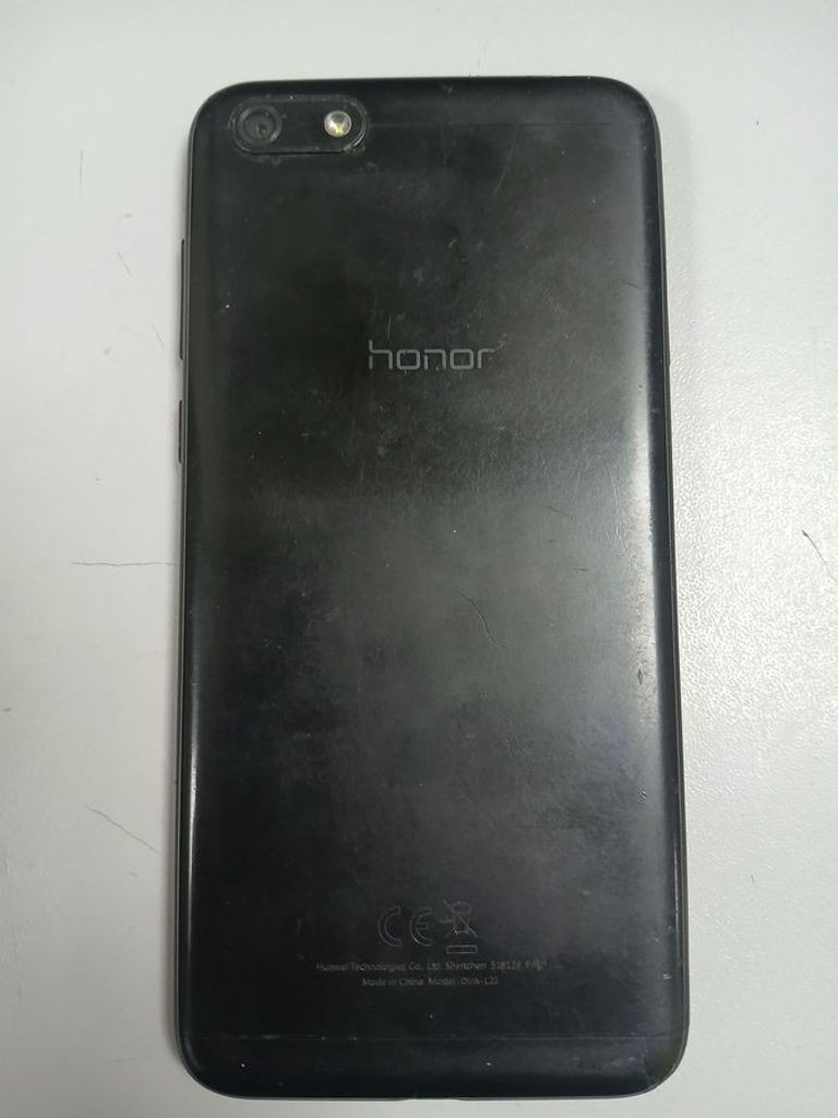 Дешиво Huawei honor 7a 2/16gb с ломбарда