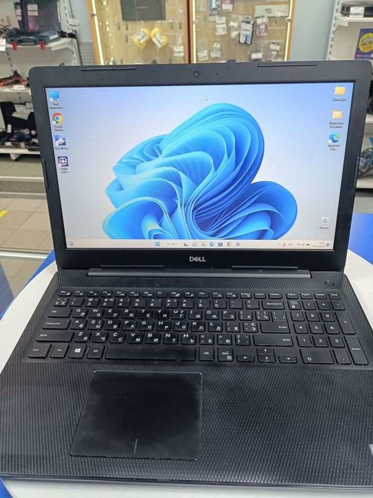 Купить Dell 15/pentium n5000 ddr4/4gb ddr4/hdd 1000 gb/ssd 256 gb/*інтегрована Б/У