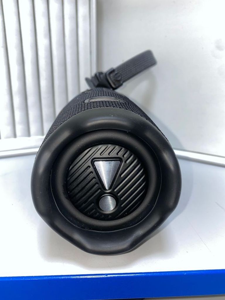 JBL Charge 6 Black Код:01-200810342. Изображение 8
