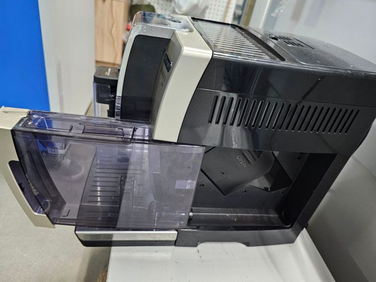 Delonghi Dinamica Plus ECAM 380.85.SB Код:01-200804430. Зображення 7