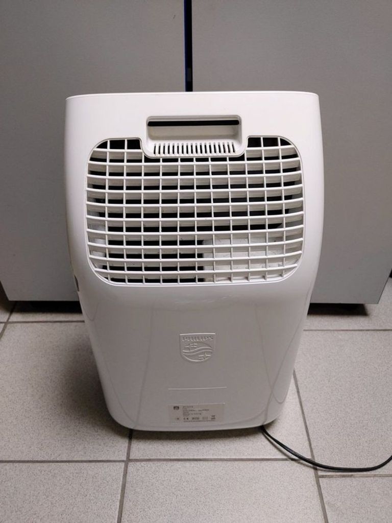 Дешиво Philips AC1214/10 с ломбарда