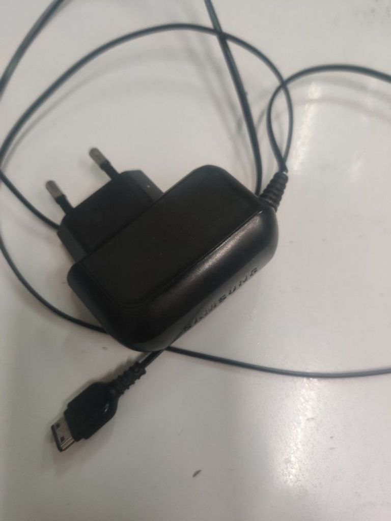 Объявление Samsung GT-E1200i Б/У