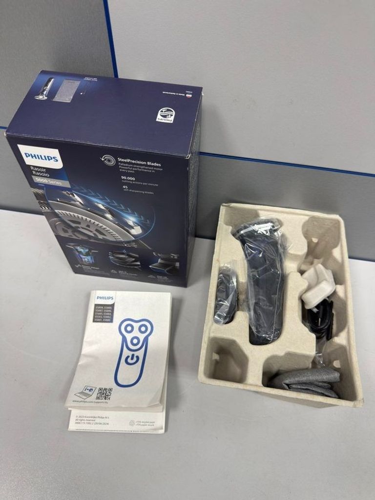 Оголошення Philips Shaver series 5000 S5885/10 Б/У