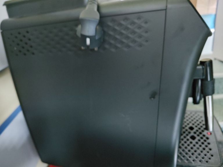 Дешево Philips Series 800 EP0820/00 з ломбарду