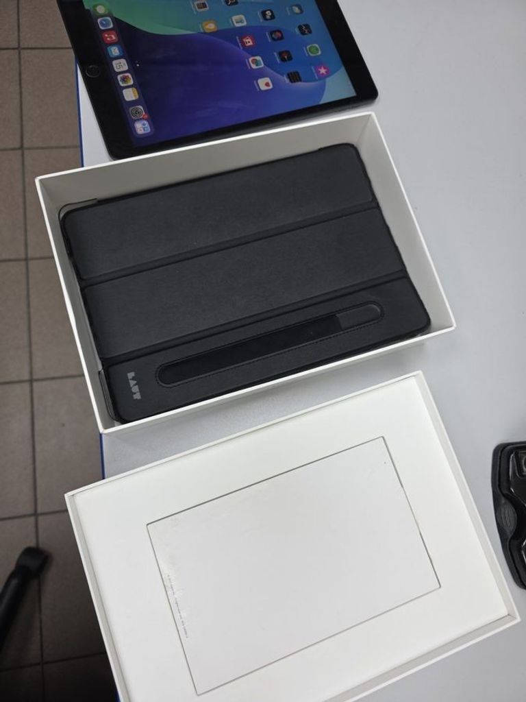 Дешиво Apple iPad 10.2 2021 Wi-Fi + Cellular 64GB Space Gray (MK663, MK473) с ломбарда