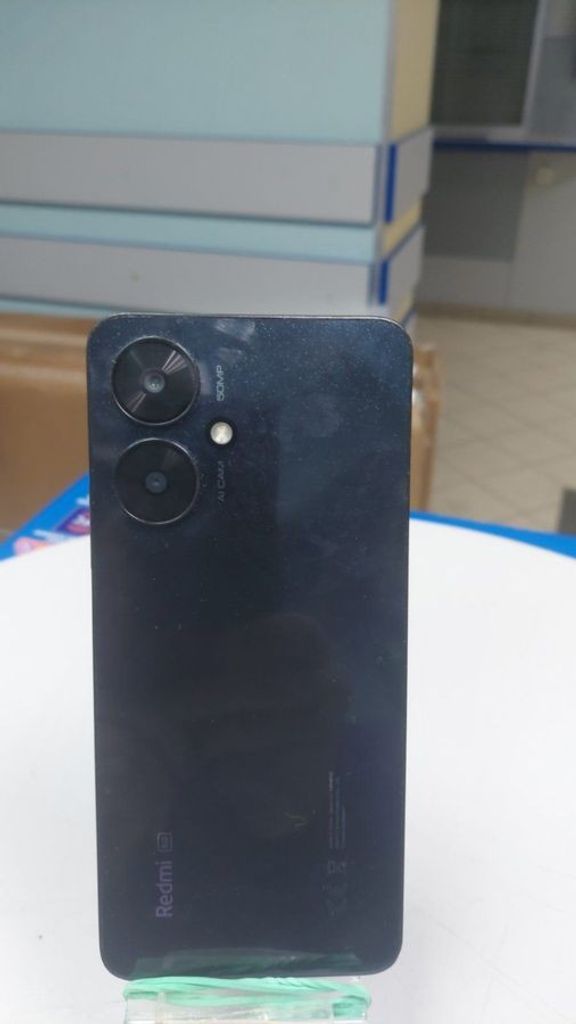 Дешево Xiaomi redmi 13c 5g 4/128gb з ломбарду