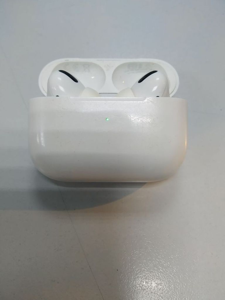 Купити Apple AirPods Pro (MWP22) Б/У
