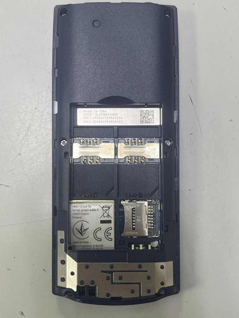 Купити Nokia 106 Б/У